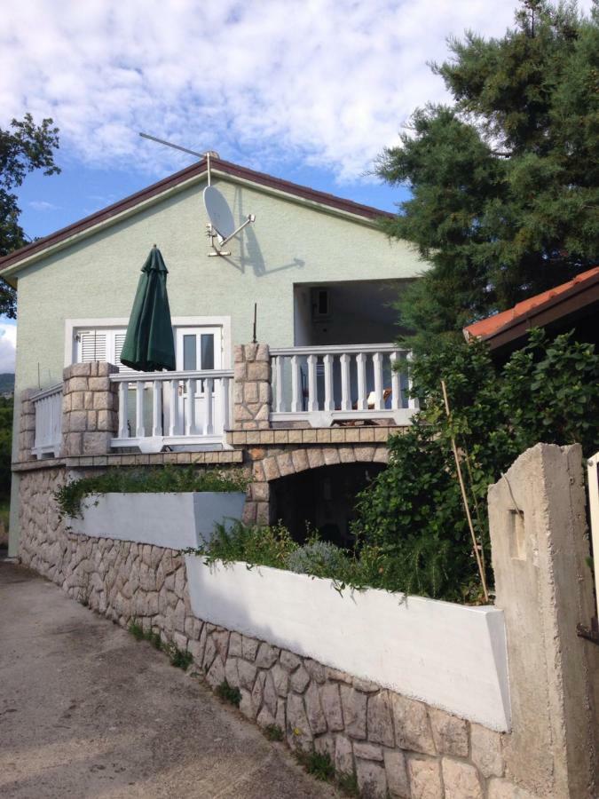 Sanmari Hotel Novi Vinodolski Exterior foto